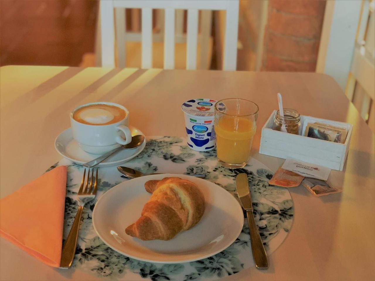 Il Contado -Room And Breakfast- Кастельфранко-Емілія Екстер'єр фото